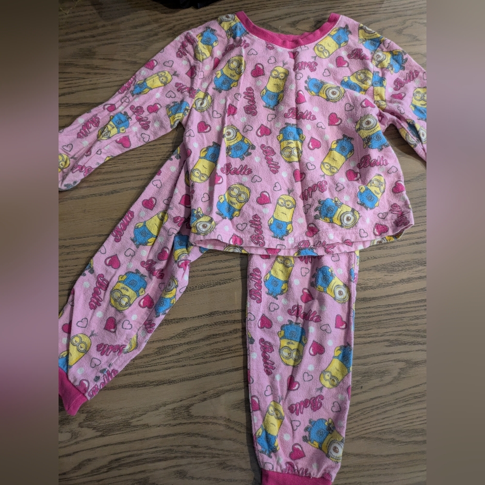 👉10/10$ Vintage Minions Pink Kids Pajamas